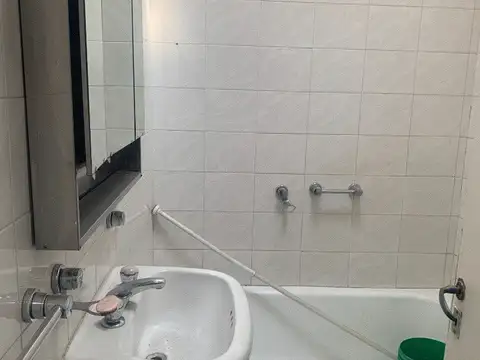 Casa Multifamiliar (3 deptos T/Casa))