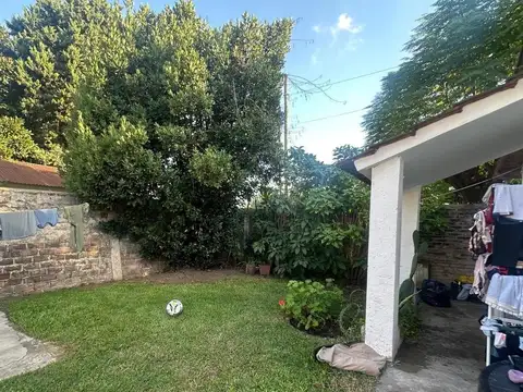 Casa en venta Francisco Álvarez 4 ambientes