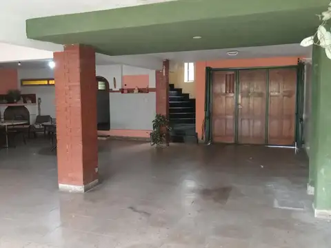CASA 6 AMB MULTIFAMILIAR EN LOMAS DEL MIRADOR
