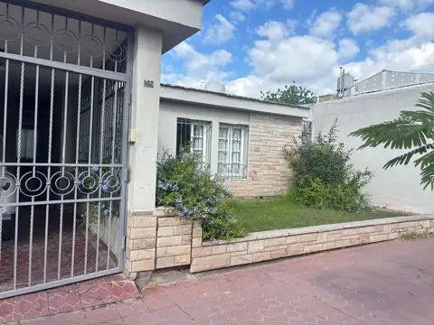 Casa en venta, 3 dormitorios, Lujan de Cuyo,
