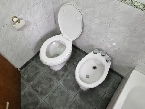 Departamento en Alquiler con 1 cocheras