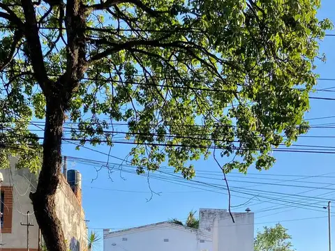 VENTA DE CASA 4 DORM., ALSINA AL 400- C /PILETA 