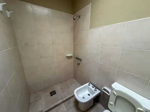 Departamento en Alquiler en Alberdi, $ 650.000