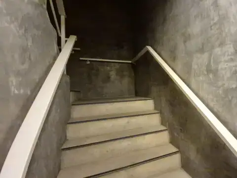 Oficina en Alquiler al Este