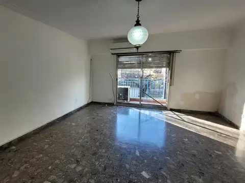 Departamento 4 ambientes con 1 baño