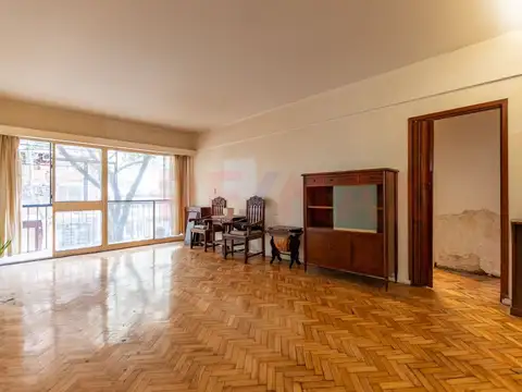 Avenida Diaz Velez 5500