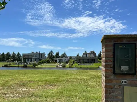 Lote en venta a la laguna barrio El Naudir Escobar