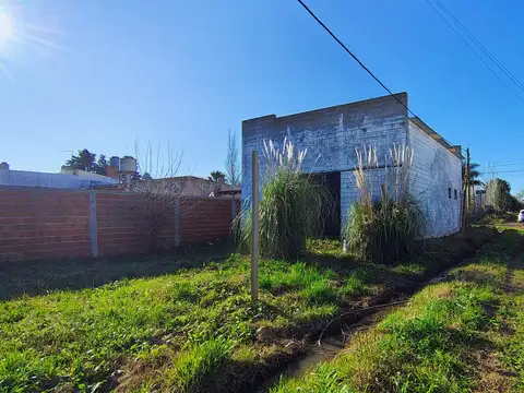 Galpon en Venta en La Plata, USD 31.000