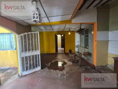 Casa 5 ambientes con 2 baños