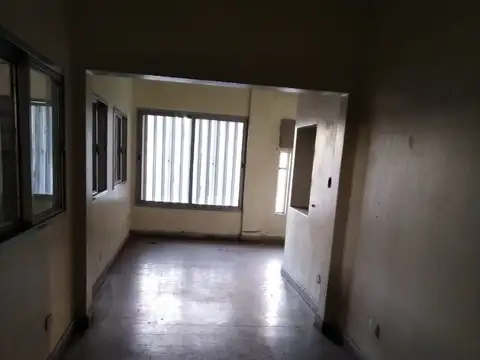 Galpon en Venta en Lomas Del Mirador, USD 190.000