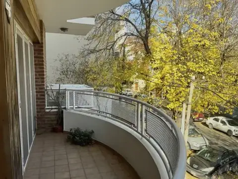 Calle 4 e/ 37 y 38 200