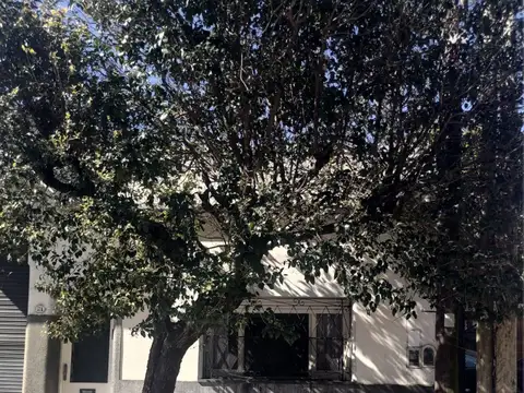 Venta casa 3 ambientes Ramos Mejía