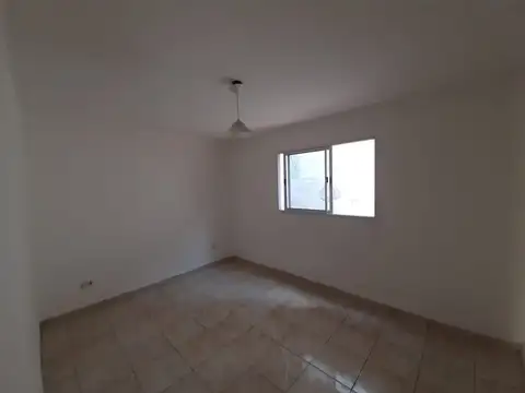 Depto Tipo Casa en Alquiler 41 años