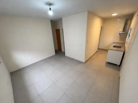 Depto Tipo Casa en Alquiler de 3 ambientes