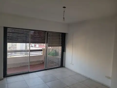 Departamento 4 ambientes con 3 baños