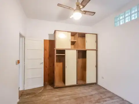 Depto Tipo Casa 2 ambientes con 1 baño