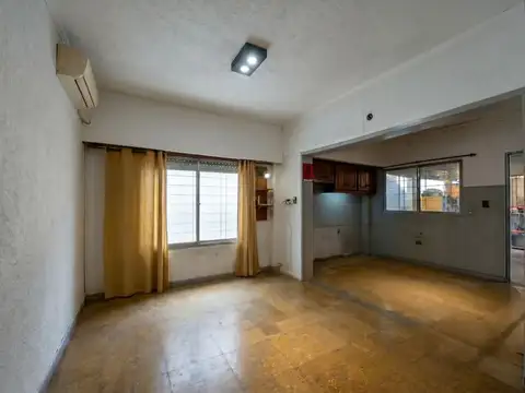 Casa en Venta en Caseros, USD 180.000