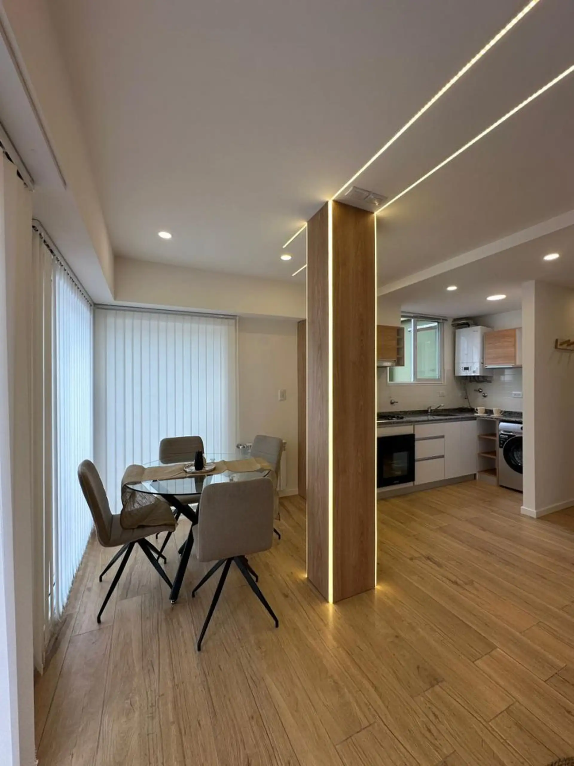 Venta de Departamento 3 Ambientes Reciclado en Area Centro