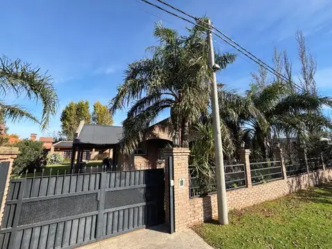 Casa en Alquiler en Funes, $ 2.200.000