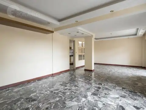 Venta Departamento 5 ambientes con dependencia, Villa del Parque