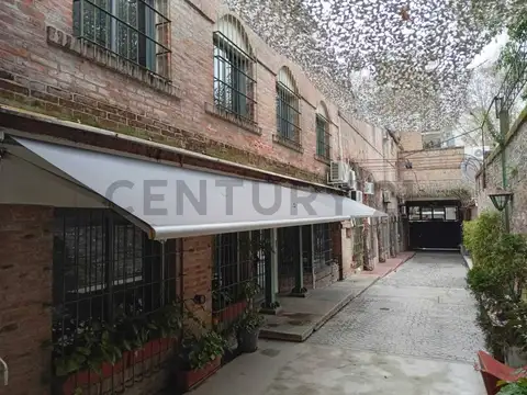 VENTA DE OFICINAS MAS GALPON Y LOCAL EN VILLA URQUIZA