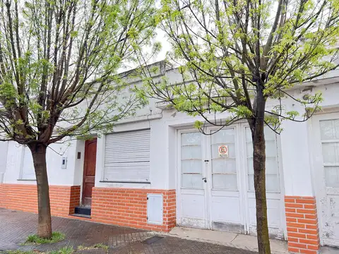 venta Casa de 3 dormitorio y patio en Cañada De Gomez