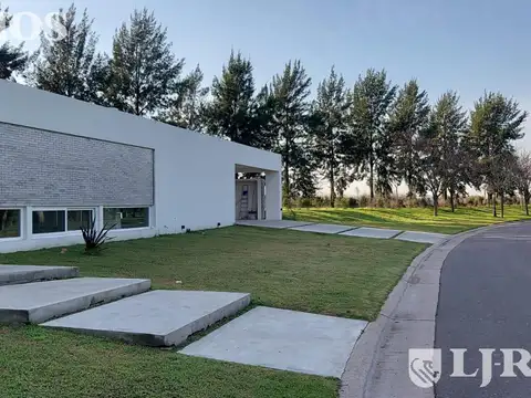 Casa en San Matias -Perimetral - 4 dormitorios - PG