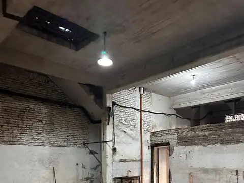 Galpón en Wilde