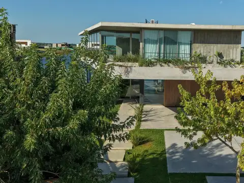 Casa en Alquiler de 4 dormitorios