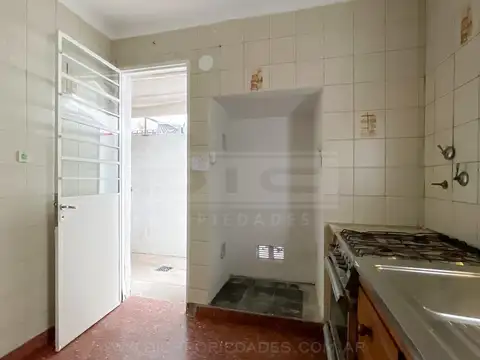 Casa  4 dormitorios Venta - Olivos-Uzal/Panamericana