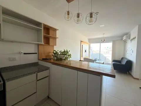 Alquiler departamento 2 ambientes con parrilla - vista abierta - AMOBLADO -Saavedra