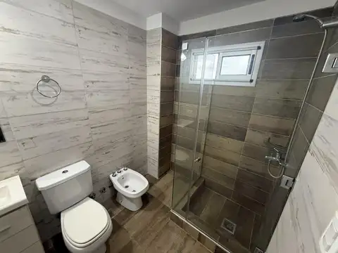 Departamento en Alquiler en Berazategui, $ 650.000