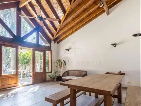 Casa en Venta al Este