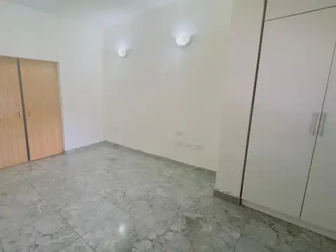 Depto Tipo Casa 3 ambientes con 2 baños