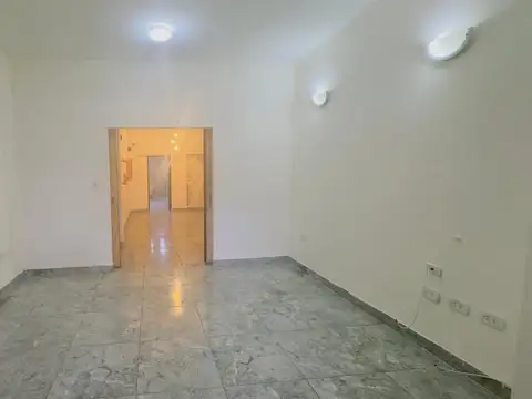 Depto Tipo Casa en Alquiler de 3 ambientes