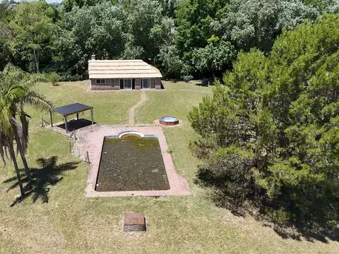 Terreno con Quincho y Pileta a la Venta en Chacras de Martin Fierro - 115.000 USD