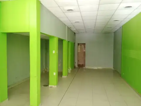 Local en Venta en Pompeya, USD 96.000