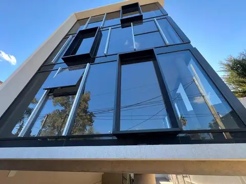 Oficina en Alquiler en Barrio Parque Leloir, USD 1.500