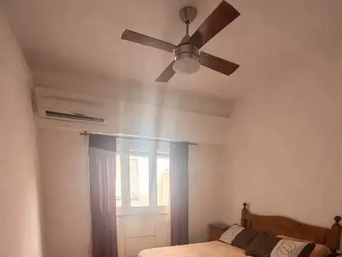 Depto Tipo Casa en Venta 60 años