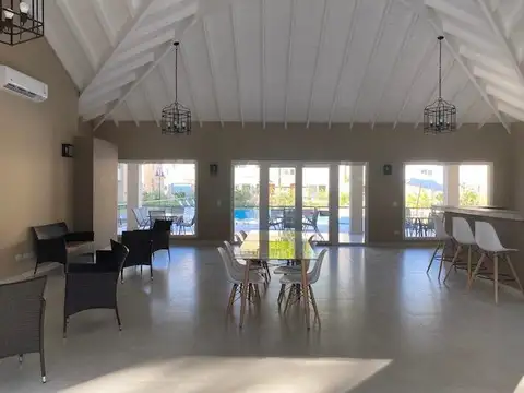 Departamento en Venta en Pilar Centro, USD 79.000