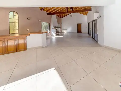 VENTA CASA MAPUCHE  6 AMBIENTES APTO CRÉDITO