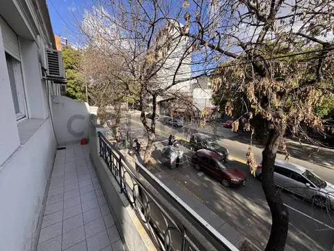 Departamento 4 ambientes con 3 baños