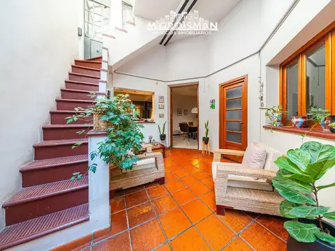 Casa en Venta con 1 cochera