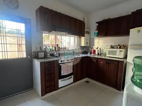 Depto Tipo Casa en Venta con 1 cocheras