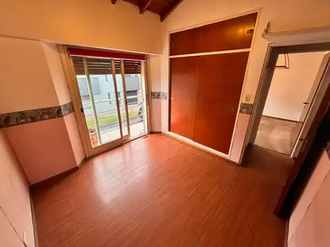 DUPLEX 3 AMBIENTES CON COCHERA CUBIERTA