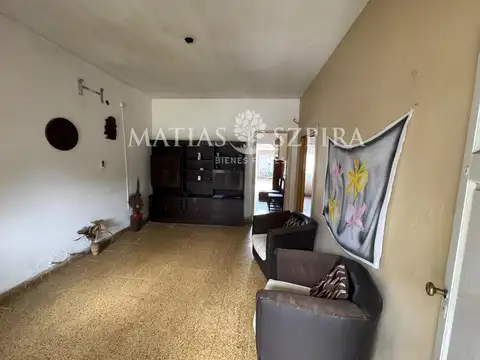 Casa 3 ambientes con 1 baño