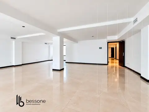 Oficina en Venta con 2 cocheras