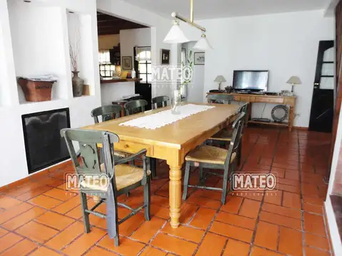 Casa en Venta con 1 cochera