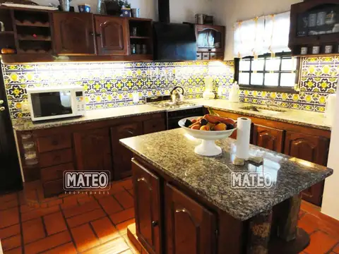 PROPIEDAD EN EXCELENTE UBICACIÓN