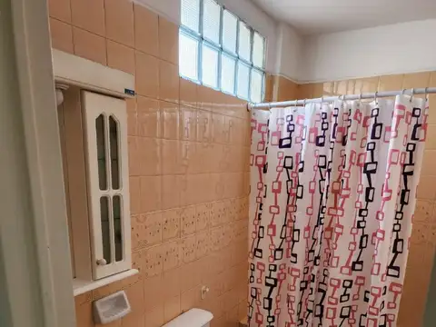 2 Ambientes- Apto Profesional-Excelente ubicación.